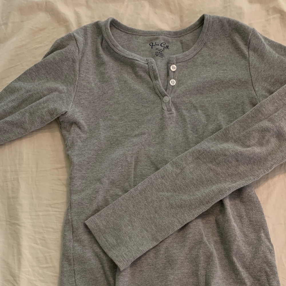 Brandy Melville button up grey Henley long sleeve